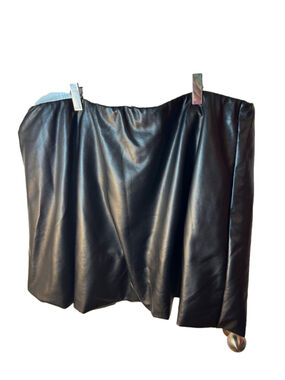 Eloquii Women's Black Bubble Faux Leather Skirt Stylish Mini A-Line size 22